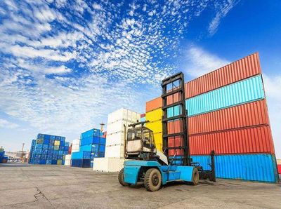外貿(mào)代理助推我國外貿(mào)進(jìn)出口連續(xù)15個(gè)月平穩(wěn)增長(zhǎng)，技術(shù)服務(wù)成新引擎